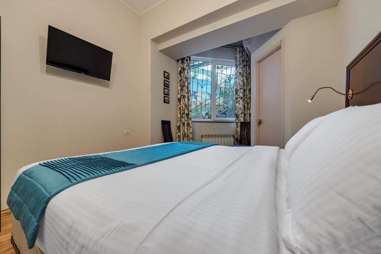 House 52 Boutique Hotel Tbilisi Exterior photo