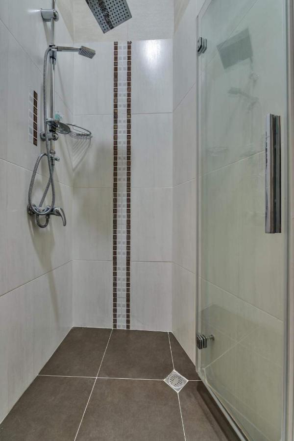 House 52 Boutique Hotel Tbilisi Exterior photo